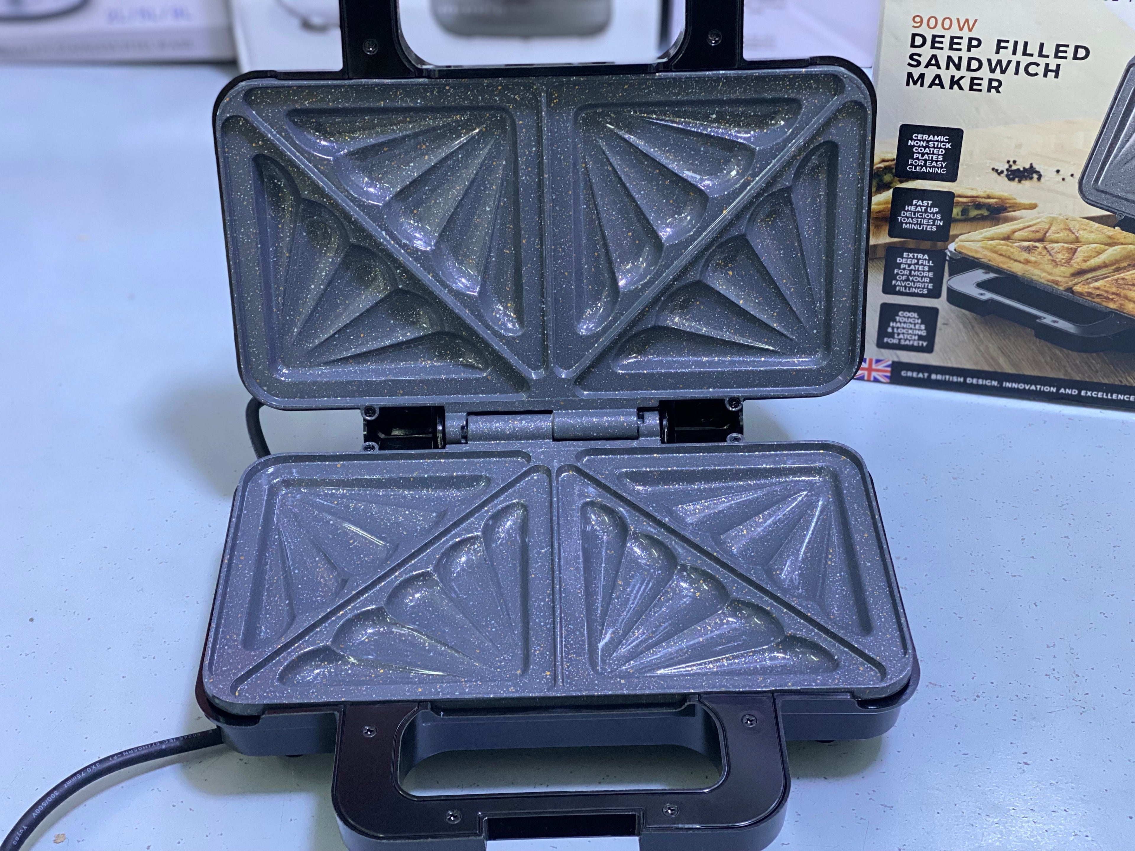 Sandwich Maker Of Tower Brand